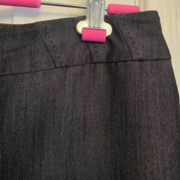 (S) Calvin Klein Trousers - Picture 3 of 10